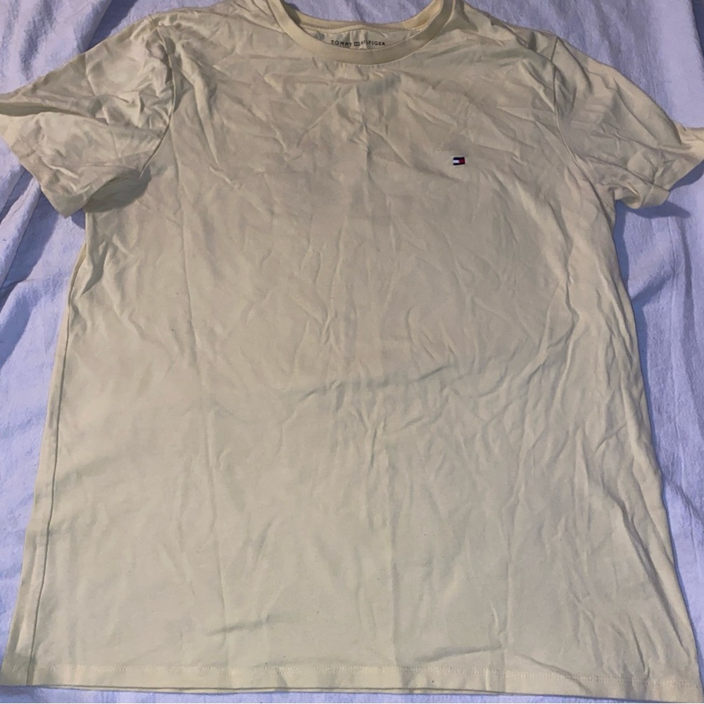Tommy Hilfiger T Shirt Yellow Size M